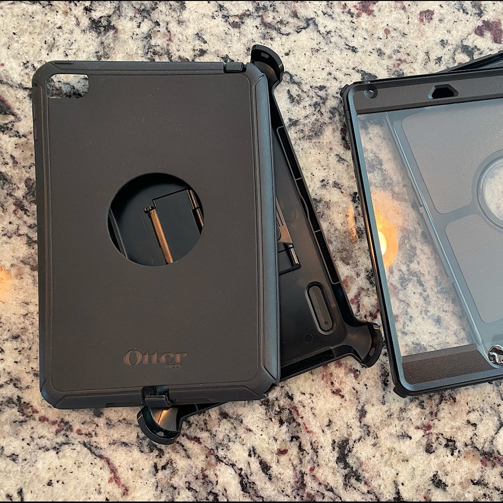 Defender Series iPad mini 4 case